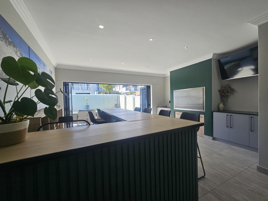 3 Bedroom Property for Sale in Brackenfell South Western Cape